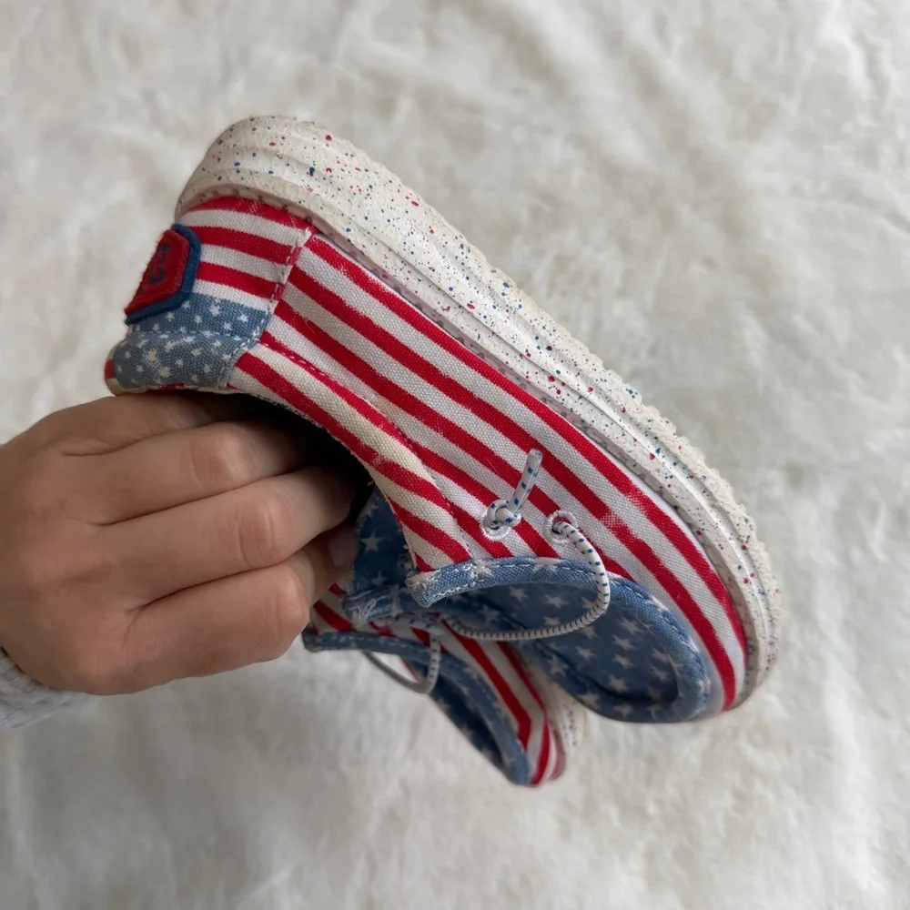 Hey Dude Wally Youth Patriotic Size 11 - Picture 6 of 13